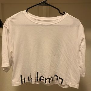 Lululemon Cortes crop tee